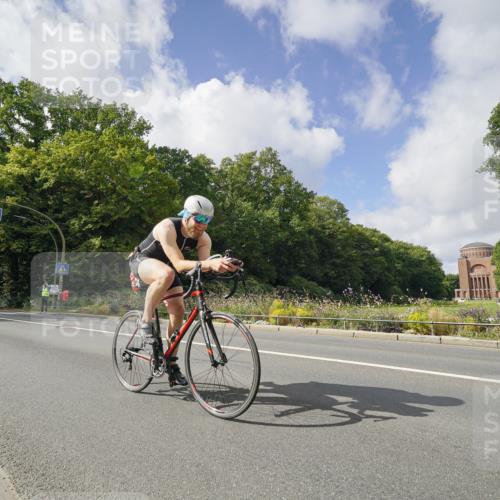 14.09.2025 - Stadtparktriathlon Michael Burmester http://msf.ph/oto/8894100 14.09.2025 12:07:25 Radfahren 1068, 1107, 1193 meine-sportfotos.de