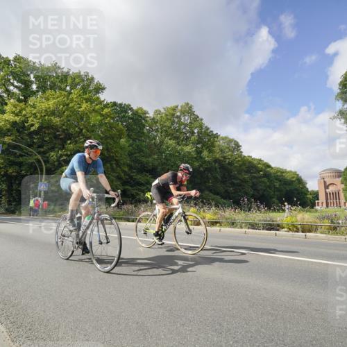 14.09.2025 - Stadtparktriathlon Michael Burmester http://msf.ph/oto/8894154 14.09.2025 12:09:39 Radfahren 1025, 1096, 1119, 1120, 1148, 1167 meine-sportfotos.de