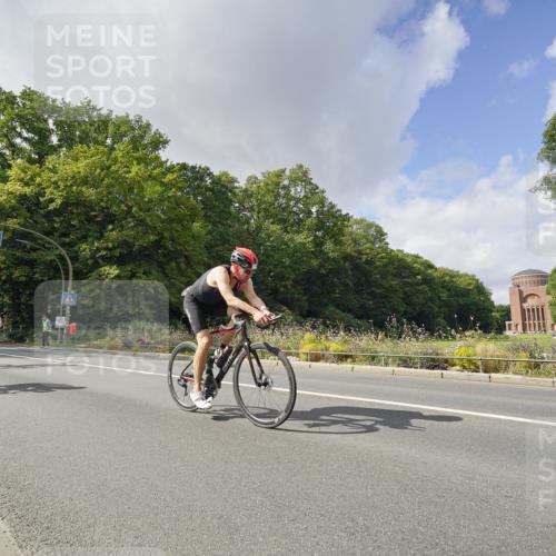 14.09.2025 - Stadtparktriathlon Michael Burmester http://msf.ph/oto/8894162 14.09.2025 12:09:55 Radfahren 1116, 1126, 1149, 1173, 1176 meine-sportfotos.de