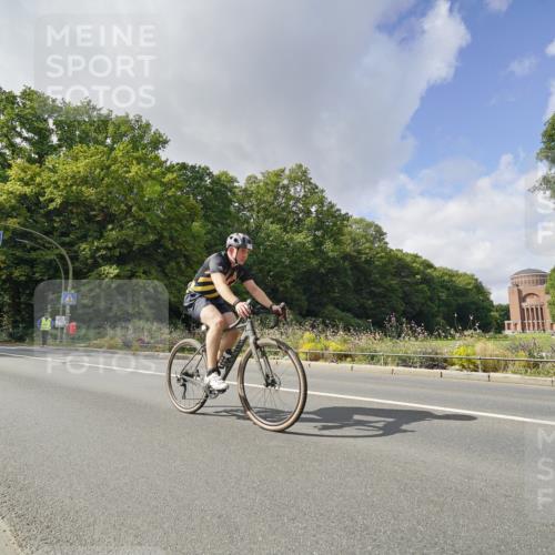 14.09.2025 - Stadtparktriathlon Michael Burmester http://msf.ph/oto/8894164 14.09.2025 12:09:56 Radfahren 1116, 1126, 1149, 1173, 1176 meine-sportfotos.de