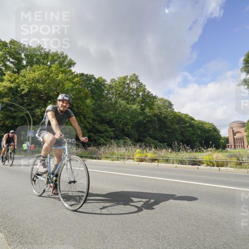 14.09.2025 - Stadtparktriathlon Michael Burmester http://msf.ph/oto/8894176 14.09.2025 12:10:20 Radfahren 1065, 1085, 1095, 1110, 1129, 1141, 1203, 1211, 1218 meine-sportfotos.de