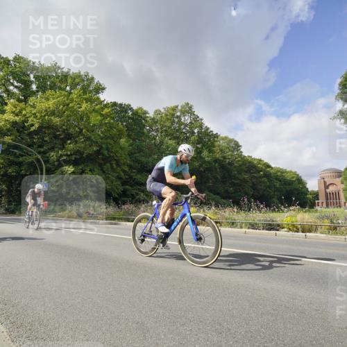 14.09.2025 - Stadtparktriathlon Michael Burmester http://msf.ph/oto/8894179 14.09.2025 12:10:22 Radfahren 1065, 1085, 1095, 1110, 1129, 1203, 1211, 1218 meine-sportfotos.de