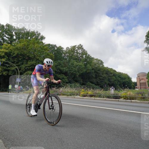 14.09.2025 - Stadtparktriathlon Michael Burmester http://msf.ph/oto/8894218 14.09.2025 12:12:25 Radfahren 1050, 1075, 1123, 1143, 1160, 1204 meine-sportfotos.de