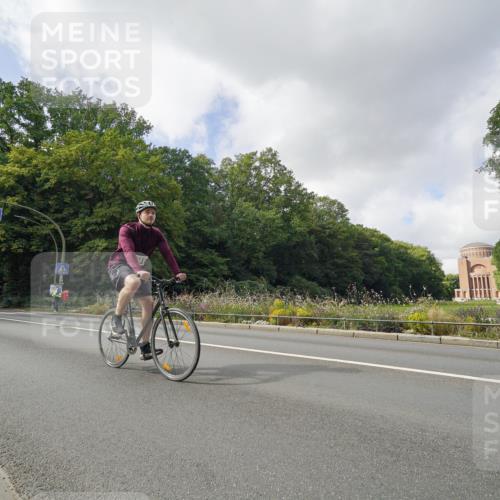 14.09.2025 - Stadtparktriathlon Michael Burmester http://msf.ph/oto/8894262 14.09.2025 12:15:13 Radfahren 1029, 1081, 1162, 1184, 1186, 1192 meine-sportfotos.de
