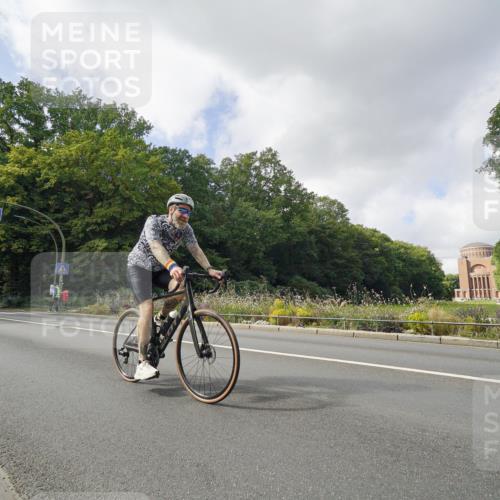 14.09.2025 - Stadtparktriathlon Michael Burmester http://msf.ph/oto/8894264 14.09.2025 12:15:17 Radfahren 1081, 1162, 1186, 1192, 1294 meine-sportfotos.de