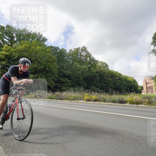 14.09.2025 - Stadtparktriathlon Michael Burmester http://msf.ph/oto/8894267 14.09.2025 12:15:24 Radfahren 1066, 1162, 1186, 1292, 1294, 1298 meine-sportfotos.de