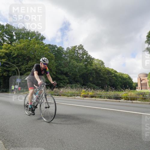 14.09.2025 - Stadtparktriathlon Michael Burmester http://msf.ph/oto/8894270 14.09.2025 12:15:31 Radfahren 1066, 1153, 1292, 1298 meine-sportfotos.de