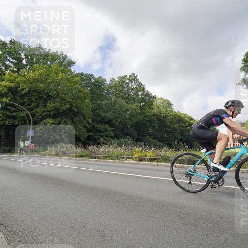14.09.2025 - Stadtparktriathlon Michael Burmester http://msf.ph/oto/8894271 14.09.2025 12:15:32 Radfahren 1066, 1153, 1292, 1298 meine-sportfotos.de