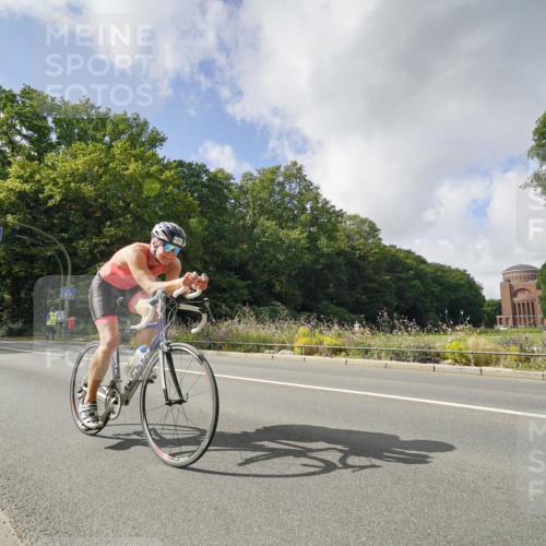 14.09.2025 - Stadtparktriathlon Michael Burmester http://msf.ph/oto/8894297 14.09.2025 12:16:52 Radfahren 1129, 1172, 1203, 1210, 1211, 1281 meine-sportfotos.de