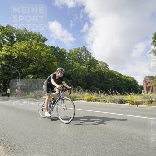 14.09.2025 - Stadtparktriathlon Michael Burmester http://msf.ph/oto/8894323 14.09.2025 12:17:55 Radfahren 1133, 1141, 1149, 1200, 1205, 1215, 1220, 1310 meine-sportfotos.de