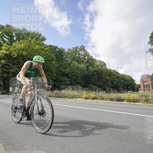 14.09.2025 - Stadtparktriathlon Michael Burmester http://msf.ph/oto/8894345 14.09.2025 12:18:44 Radfahren 1132, 1176, 1212, 1280, 1304, 1314 meine-sportfotos.de