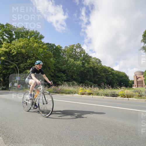 14.09.2025 - Stadtparktriathlon Michael Burmester http://msf.ph/oto/8894350 14.09.2025 12:18:54 Radfahren 1212, 1256, 1280, 1314 meine-sportfotos.de