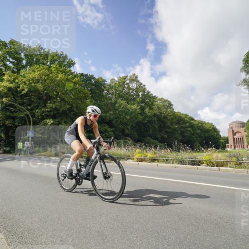 14.09.2025 - Stadtparktriathlon Michael Burmester http://msf.ph/oto/8894364 14.09.2025 12:19:43 Radfahren 1146, 1157, 1223, 1242, 1252, 1286, 1296 meine-sportfotos.de