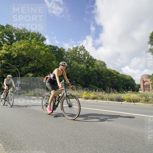 14.09.2025 - Stadtparktriathlon Michael Burmester http://msf.ph/oto/8894365 14.09.2025 12:19:44 Radfahren 1146, 1157, 1223, 1242, 1252, 1286, 1296 meine-sportfotos.de