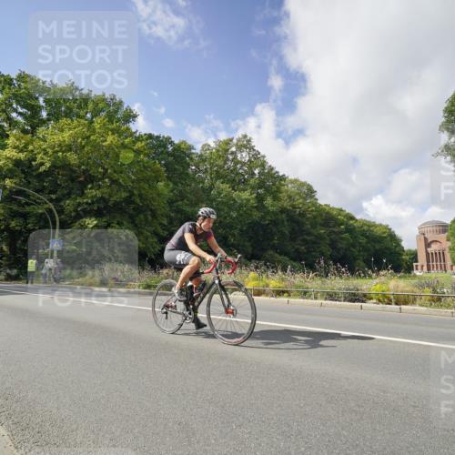 14.09.2025 - Stadtparktriathlon Michael Burmester http://msf.ph/oto/8894369 14.09.2025 12:19:47 Radfahren 1117, 1128, 1146, 1157, 1223, 1242, 1252, 1286, 1296 meine-sportfotos.de