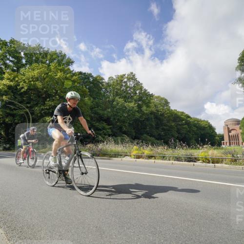 14.09.2025 - Stadtparktriathlon Michael Burmester http://msf.ph/oto/8894376 14.09.2025 12:20:36 Radfahren 1142, 1171, 1188, 1244 meine-sportfotos.de