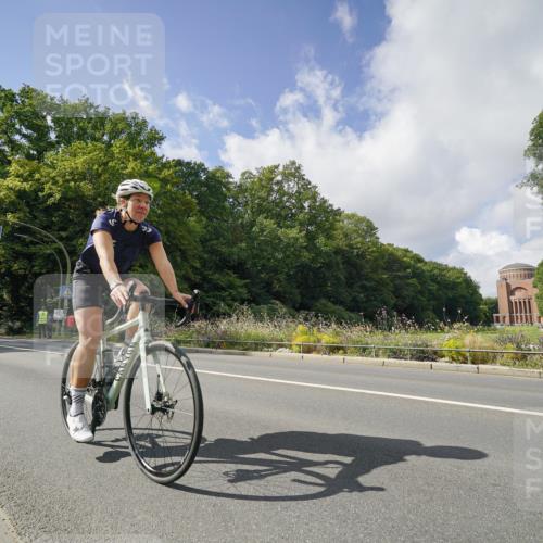 14.09.2025 - Stadtparktriathlon Michael Burmester http://msf.ph/oto/8894379 14.09.2025 12:20:38 Radfahren 1137, 1142, 1171, 1188, 1244 meine-sportfotos.de