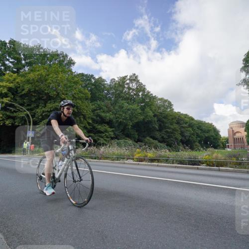 14.09.2025 - Stadtparktriathlon Michael Burmester http://msf.ph/oto/8894383 14.09.2025 12:20:59 Radfahren 1204, 1264, 1316 meine-sportfotos.de