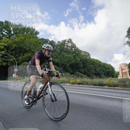 14.09.2025 - Stadtparktriathlon Michael Burmester http://msf.ph/oto/8894393 14.09.2025 12:21:15 Radfahren 1122, 1151, 1168, 1197, 1213, 1258, 1312, 1315 meine-sportfotos.de