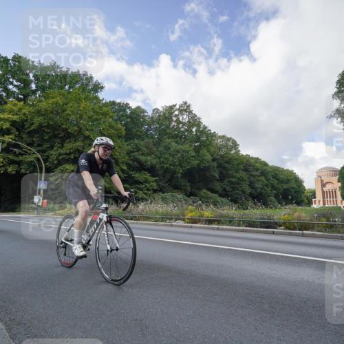 14.09.2025 - Stadtparktriathlon Michael Burmester http://msf.ph/oto/8894395 14.09.2025 12:21:19 Radfahren 1122, 1151, 1183, 1197, 1213, 1258, 1293, 1312, 1315 meine-sportfotos.de