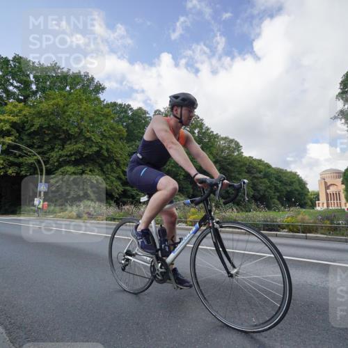 14.09.2025 - Stadtparktriathlon Michael Burmester http://msf.ph/oto/8894400 14.09.2025 12:21:21 Radfahren 1094, 1151, 1183, 1197, 1213, 1258, 1293, 1312, 1315 meine-sportfotos.de