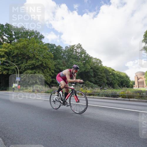 14.09.2025 - Stadtparktriathlon Michael Burmester http://msf.ph/oto/8894424 14.09.2025 12:22:04 Radfahren 1079, 1162, 1180, 1186, 1308 meine-sportfotos.de