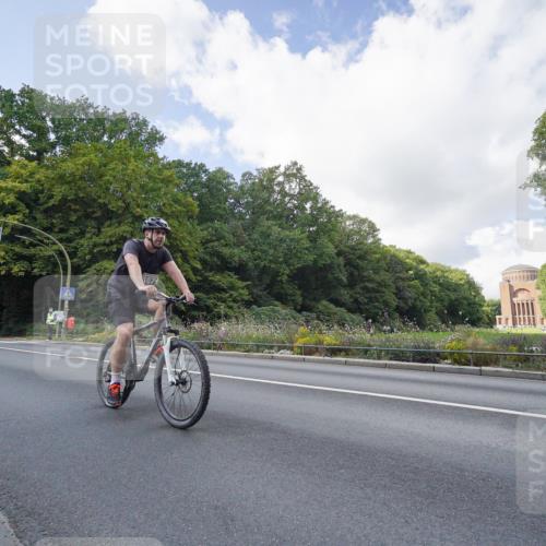 14.09.2025 - Stadtparktriathlon Michael Burmester http://msf.ph/oto/8894425 14.09.2025 12:22:06 Radfahren 1079, 1162, 1180, 1308 meine-sportfotos.de