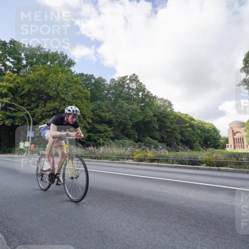 14.09.2025 - Stadtparktriathlon Michael Burmester http://msf.ph/oto/8894436 14.09.2025 12:22:30 Radfahren 1164, 1199, 1222, 1251, 1278, 1290, 1298 meine-sportfotos.de