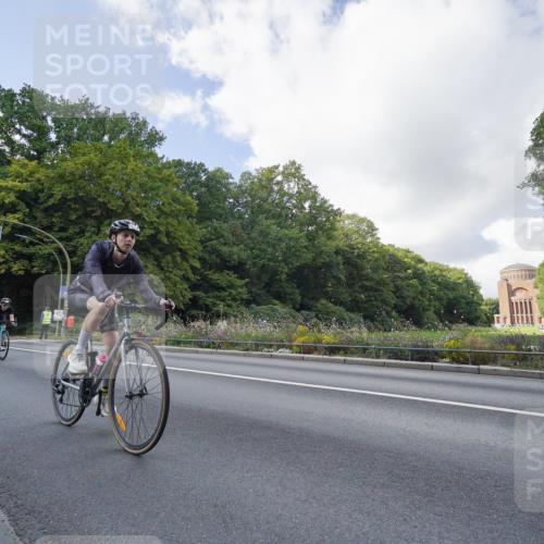 14.09.2025 - Stadtparktriathlon Michael Burmester http://msf.ph/oto/8894441 14.09.2025 12:22:37 Radfahren 1164, 1194, 1222, 1232, 1278, 1290, 1298 meine-sportfotos.de