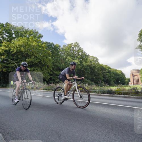 14.09.2025 - Stadtparktriathlon Michael Burmester http://msf.ph/oto/8894447 14.09.2025 12:22:46 Radfahren 1184, 1192, 1194, 1228, 1232, 1254, 1263, 1279, 1289, 1311 meine-sportfotos.de