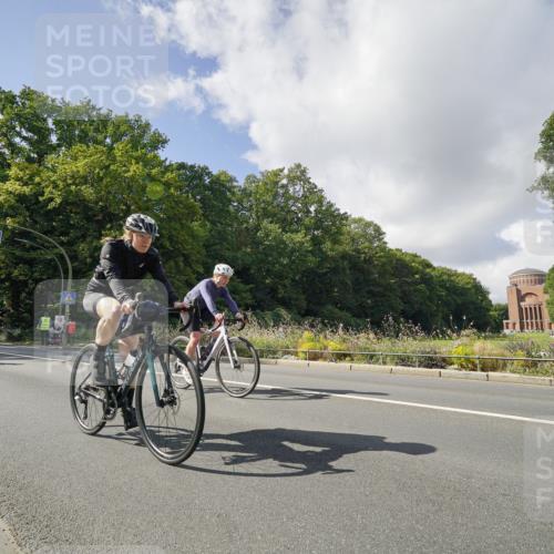 14.09.2025 - Stadtparktriathlon Michael Burmester http://msf.ph/oto/8894449 14.09.2025 12:22:53 Radfahren 1192, 1228, 1254, 1279, 1285, 1289, 1311 meine-sportfotos.de