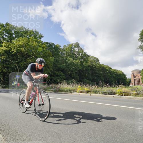 14.09.2025 - Stadtparktriathlon Michael Burmester http://msf.ph/oto/8894461 14.09.2025 12:23:23 Radfahren 1129, 1172, 1203, 1211, 1219, 1268, 1275, 1294 meine-sportfotos.de