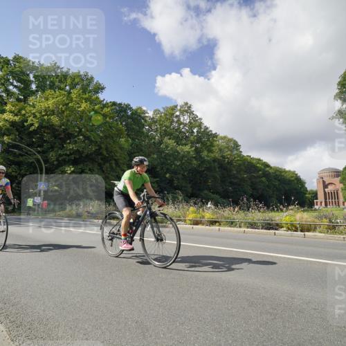 14.09.2025 - Stadtparktriathlon Michael Burmester http://msf.ph/oto/8894493 14.09.2025 12:24:57 Radfahren 1133, 1182, 1249, 1261, 1276, 1287, 1306, 1317 meine-sportfotos.de