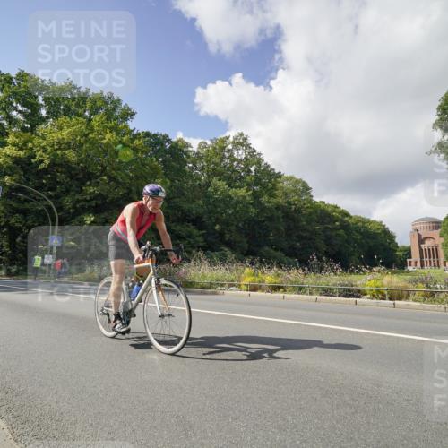14.09.2025 - Stadtparktriathlon Michael Burmester http://msf.ph/oto/8894503 14.09.2025 12:25:12 Radfahren 1150, 1163, 1187, 1208, 1255, 1307 meine-sportfotos.de