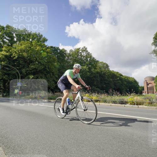 14.09.2025 - Stadtparktriathlon Michael Burmester http://msf.ph/oto/8894509 14.09.2025 12:25:28 Radfahren 1139, 1148, 1224, 1274, 1310 meine-sportfotos.de