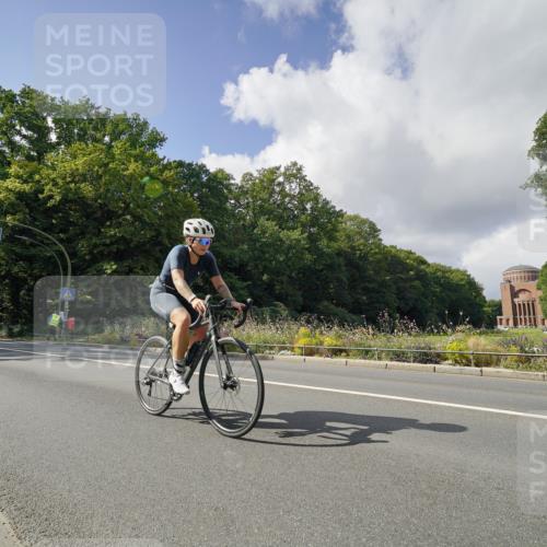 14.09.2025 - Stadtparktriathlon Michael Burmester http://msf.ph/oto/8894513 14.09.2025 12:25:36 Radfahren 1081, 1141, 1224, 1274, 1300, 1310 meine-sportfotos.de