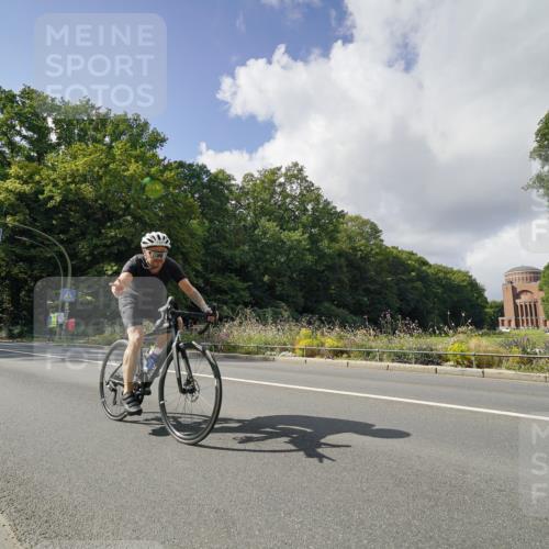 14.09.2025 - Stadtparktriathlon Michael Burmester http://msf.ph/oto/8894517 14.09.2025 12:25:42 Radfahren 1081, 1141, 1144, 1170, 1229, 1245, 1247, 1274, 1300 meine-sportfotos.de