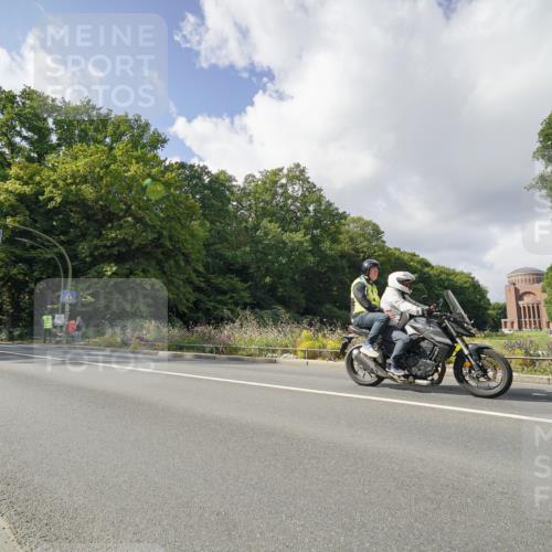 14.09.2025 - Stadtparktriathlon Michael Burmester http://msf.ph/oto/8894538 14.09.2025 12:26:24 Radfahren 1126, 1143, 1220 meine-sportfotos.de