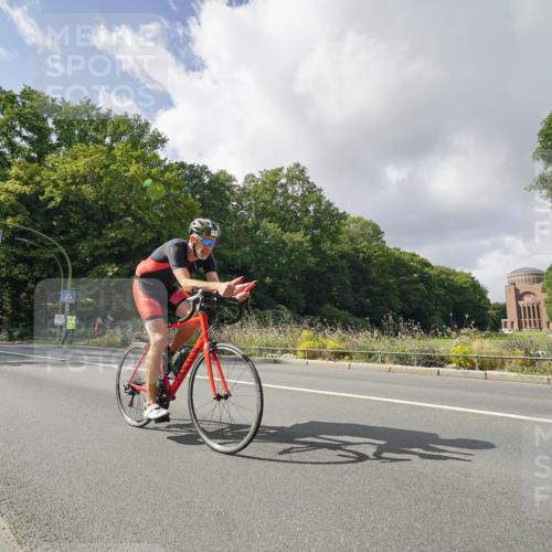 14.09.2025 - Stadtparktriathlon Michael Burmester http://msf.ph/oto/8894558 14.09.2025 12:27:32 Radfahren 1155, 1200, 1215, 1223, 1252 meine-sportfotos.de