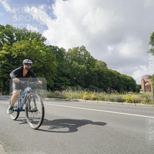 14.09.2025 - Stadtparktriathlon Michael Burmester http://msf.ph/oto/8894561 14.09.2025 12:27:34 Radfahren 1155, 1200, 1215, 1223, 1252, 1296 meine-sportfotos.de