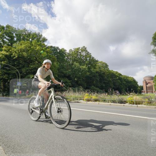 14.09.2025 - Stadtparktriathlon Michael Burmester http://msf.ph/oto/8894564 14.09.2025 12:27:39 Radfahren 1200, 1215, 1223, 1252, 1286, 1296 meine-sportfotos.de