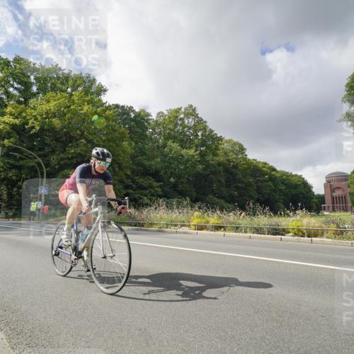 14.09.2025 - Stadtparktriathlon Michael Burmester http://msf.ph/oto/8894588 14.09.2025 12:29:00 Radfahren 1142, 1151, 1157, 1213, 1219, 1264, 1315 meine-sportfotos.de