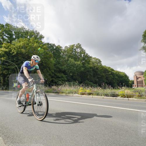 14.09.2025 - Stadtparktriathlon Michael Burmester http://msf.ph/oto/8894603 14.09.2025 12:29:46 Radfahren 1134, 1204, 1258, 1298, 1311 meine-sportfotos.de