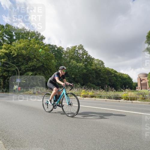 14.09.2025 - Stadtparktriathlon Michael Burmester http://msf.ph/oto/8894605 14.09.2025 12:29:48 Radfahren 1134, 1204, 1241, 1258, 1298, 1311 meine-sportfotos.de