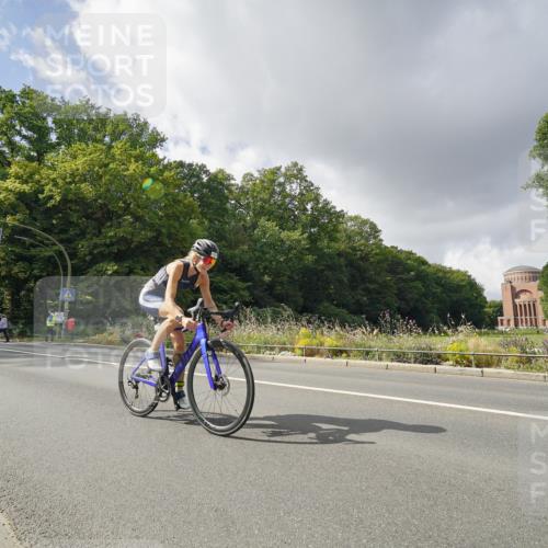 14.09.2025 - Stadtparktriathlon Michael Burmester http://msf.ph/oto/8894616 14.09.2025 12:30:08 Radfahren 1180, 1192, 1248, 1273, 1308 meine-sportfotos.de
