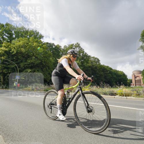 14.09.2025 - Stadtparktriathlon Michael Burmester http://msf.ph/oto/8894619 14.09.2025 12:30:10 Radfahren 1180, 1192, 1248, 1273, 1308 meine-sportfotos.de