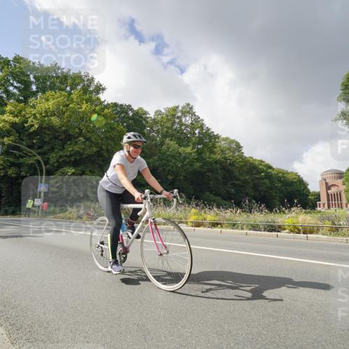 14.09.2025 - Stadtparktriathlon Michael Burmester http://msf.ph/oto/8894644 14.09.2025 12:31:21 Radfahren 1254, 1289, 1294 meine-sportfotos.de