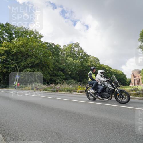 14.09.2025 - Stadtparktriathlon Michael Burmester http://msf.ph/oto/8894649 14.09.2025 12:31:36 Radfahren 1124, 1279, 1281 meine-sportfotos.de