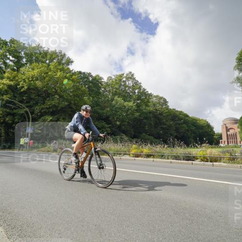 14.09.2025 - Stadtparktriathlon Michael Burmester http://msf.ph/oto/8894658 14.09.2025 12:32:11 Radfahren 1268, 1301, 1317 meine-sportfotos.de