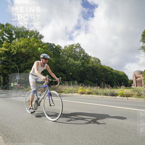 14.09.2025 - Stadtparktriathlon Michael Burmester http://msf.ph/oto/8894665 14.09.2025 12:32:29 Radfahren 1153, 1158, 1236, 1239, 1261, 1272, 1285 meine-sportfotos.de
